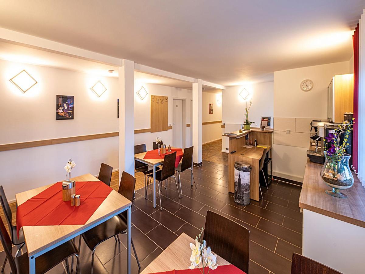Pension Zum Bergmann Bohlen  Exterior photo